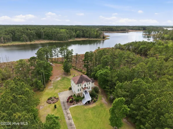 223 Bailey Pointe Drive, Belhaven, NC 27810
