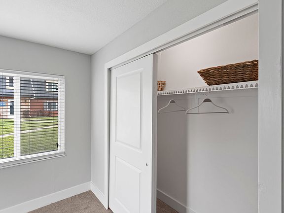 4th image of 1600 Semoran North Cir #21