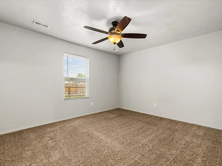 1057 S Benewah Lake Ave — Photo 16