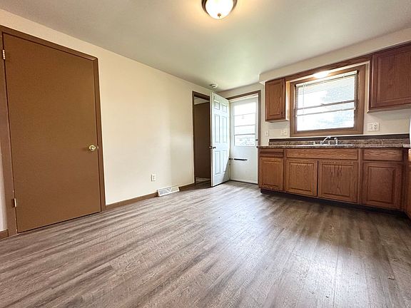 2nd image of 2652 Sherry Ln #2656