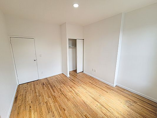 5th image of 2333 1st Ave APT 3D