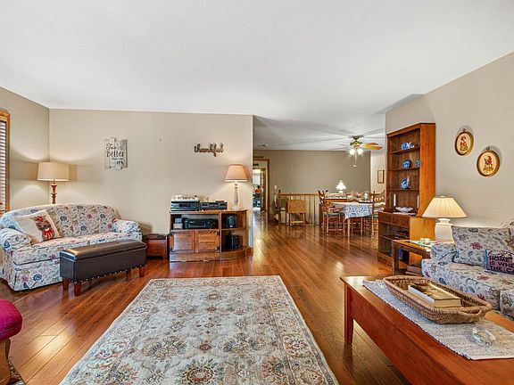 4th image of 4621 RIDGEVIEW COURT