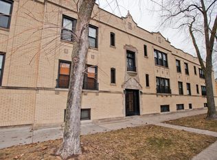 2542 W Hollywood Ave #2, Chicago, IL 60659