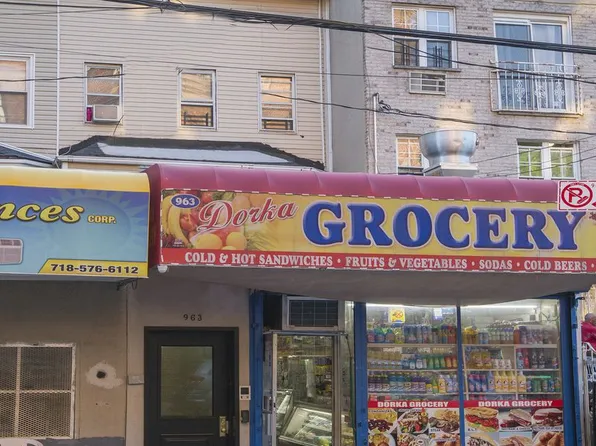 963 Teller Ave, Bronx, NY 10456