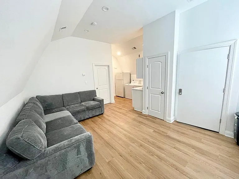 16 Rutherford Pl #1 — Photo 11