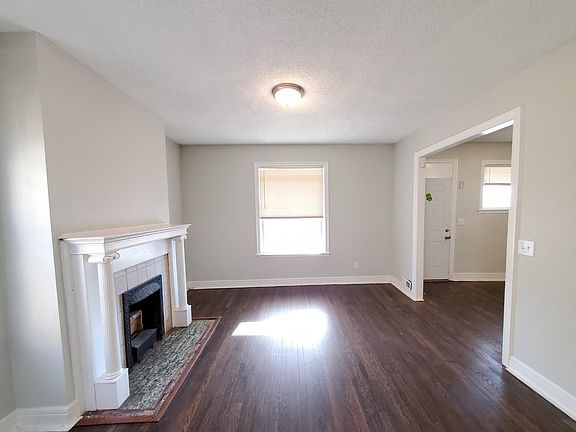 4th image of 3906 Saint John Ave