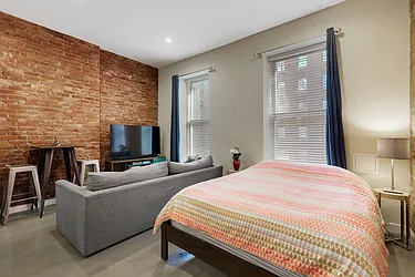 Rented by Cooper & Cooper Real Estate