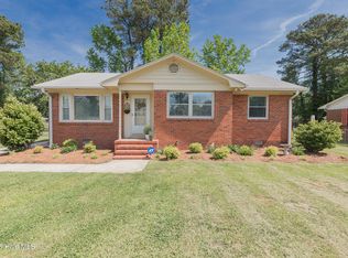 203 Mercer Rd, Jacksonville, NC 28546