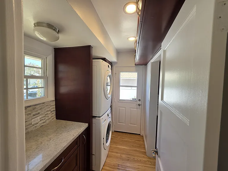 20758 Stephanie Dr — Photo 29