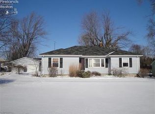 1520 W Cole Rd, Fremont, OH 43420