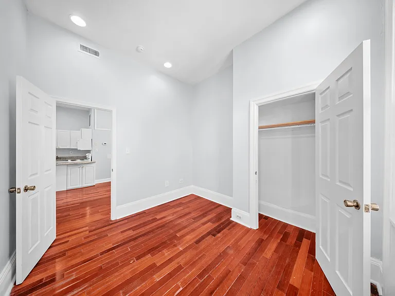 1769 Frankford Ave #3 — Photo 2