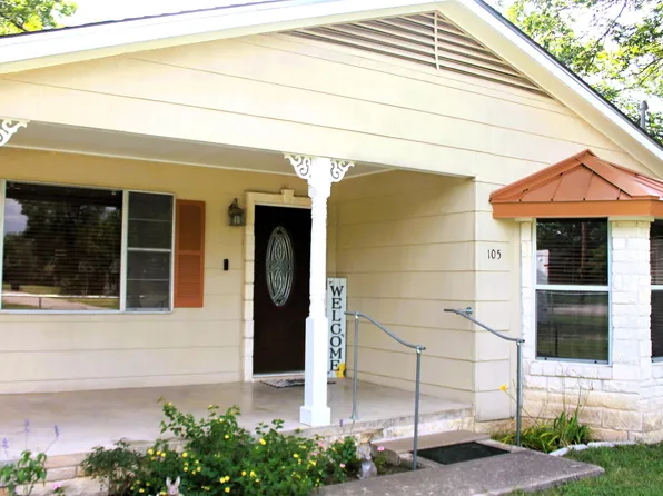 105 West Ave, Florence, TX 76527