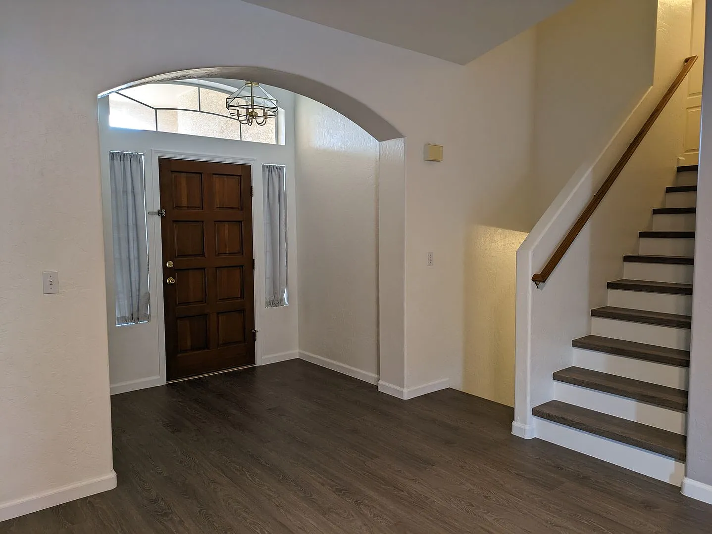 *Coming Soon* Amazing 5 Bed, 3 Bath Home — Photo 3