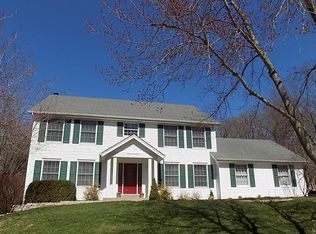 1322 Dietrich Oaks Dr, Ballwin, MO 63021