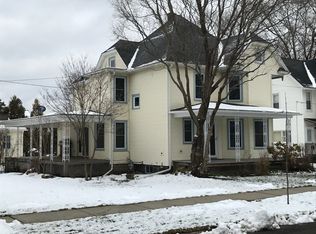 110 W Cooper St, Athens, PA 18810