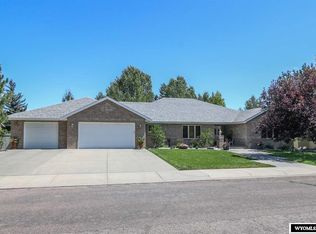 1451 Miracle Dr, Casper, WY 82609