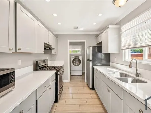 45463 Foxton Ave, Lancaster, CA 93535