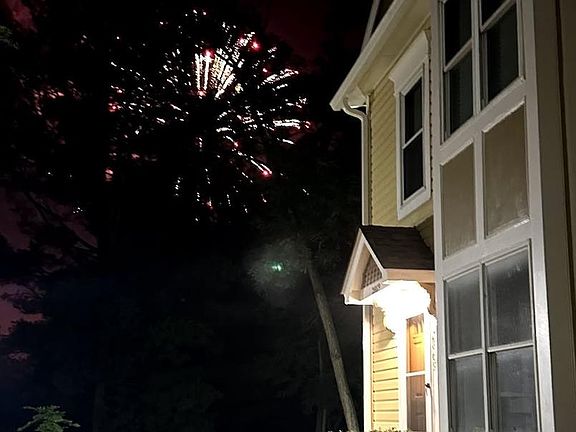 2nd image of 2869 Schoolhouse Cir
