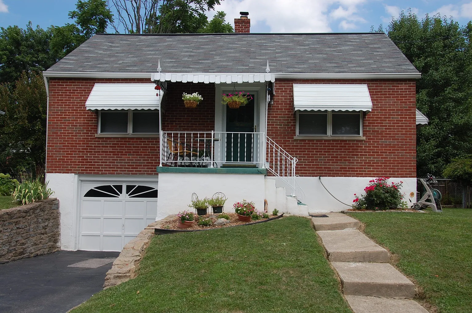 20 Janet Dr photo 1