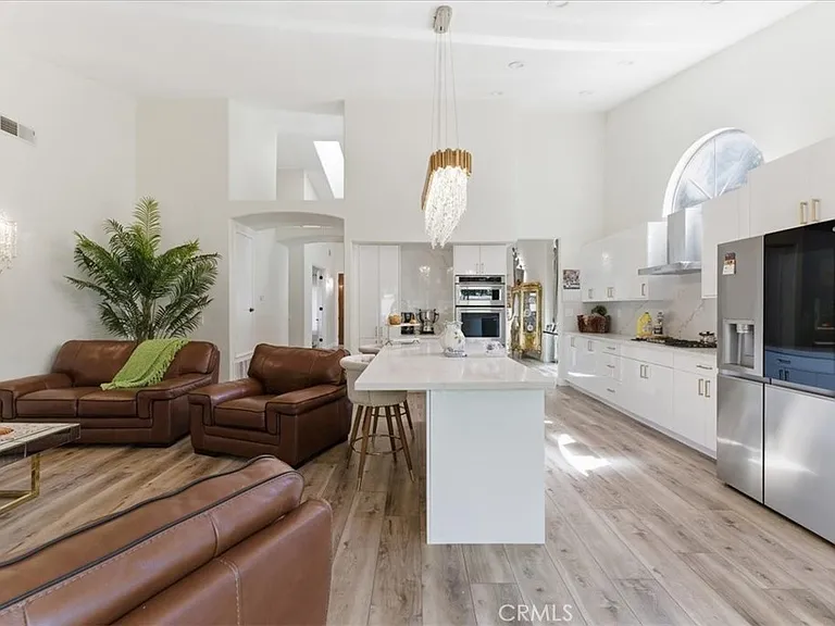 2749 Silver Oak Pl — Photo 13