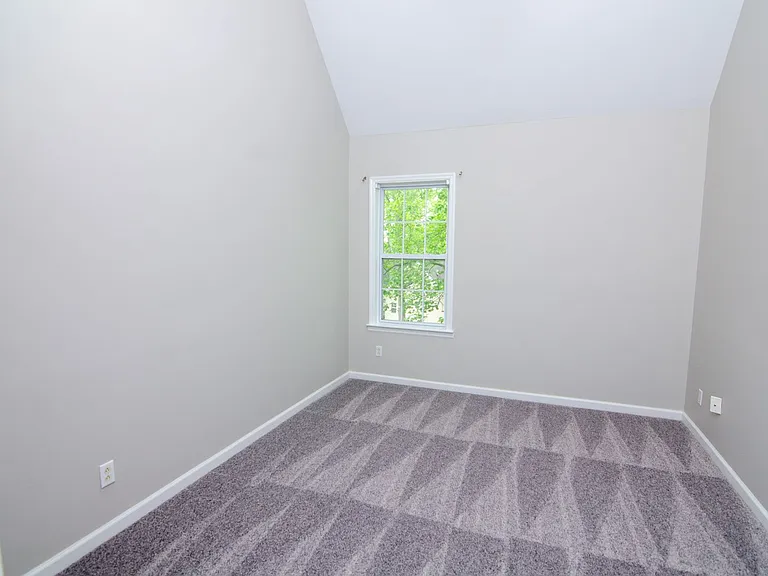 1722 Portway Ct — Photo 15