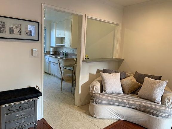 2nd image of 1844 N Bronson Ave #208