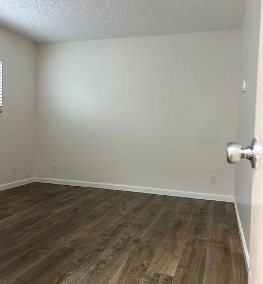 36 Brooks Ave #D — Photo 15