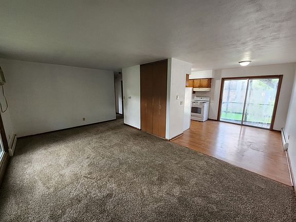 3rd image of 3000 24th St APT 6