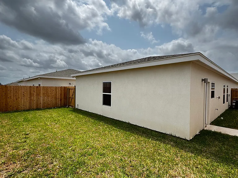 4209 Walnut Ave #1 — Photo 12