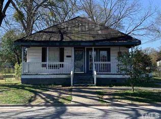 1204 Fayetteville St, Smithfield, NC 27577
