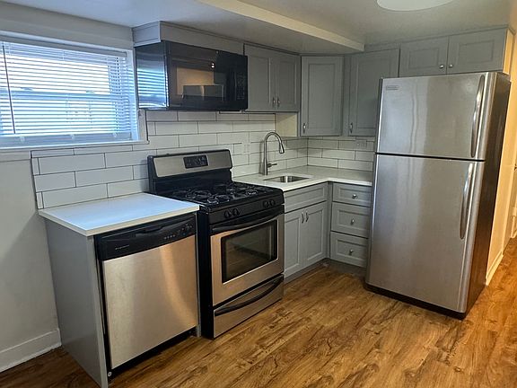 3rd image of 5126 N Lovejoy Ave #B