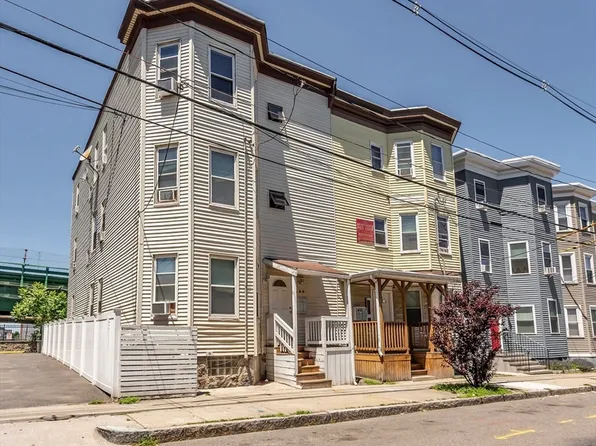 180 Chestnut St, Chelsea, MA 02150