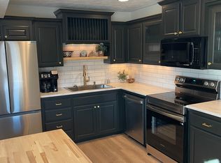 12731 Woodcrest Plz APT 221, Omaha, NE 68137