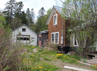 72 North St, Sherman, ME 04776