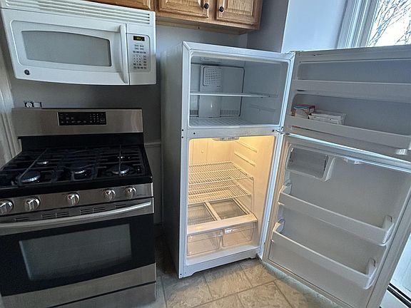 3rd image of 78 Continental Ave APT 2