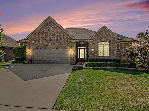 2nd image of 16754 Shinnecock Dr