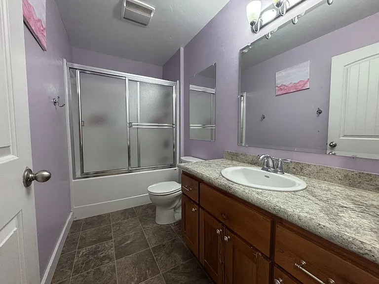 1705 E Glacier St — Photo 24