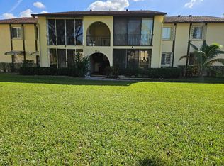 118 Lake Pine Cir APT B-1, Greenacres, FL 33463