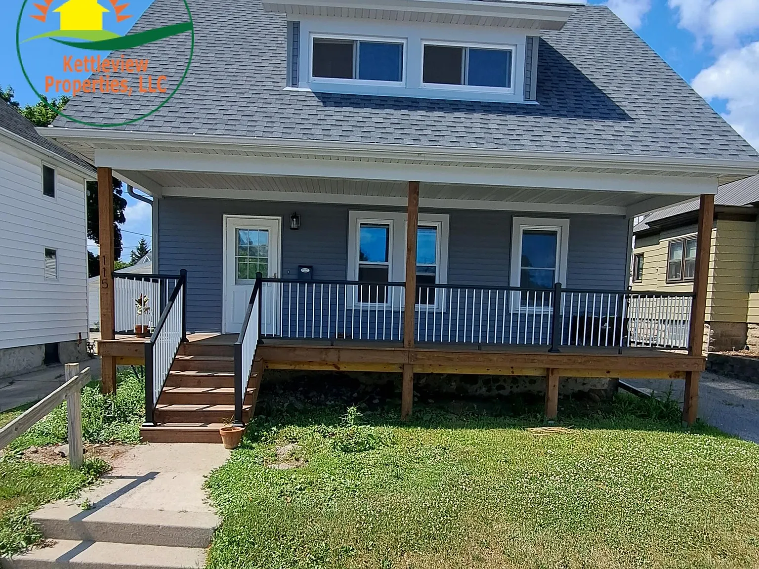 115 Western Ave — Photo 2
