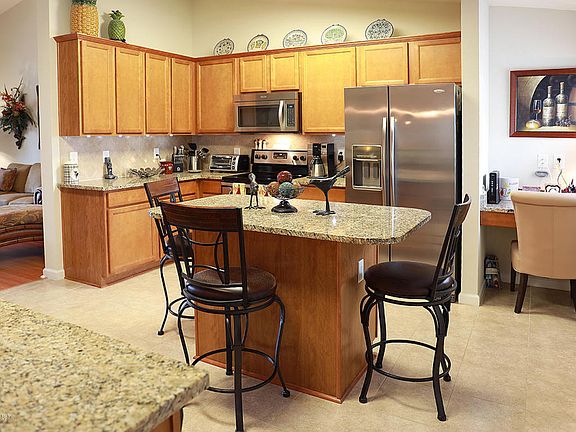 3rd image of 6639 Shaded Rock Ct #22H