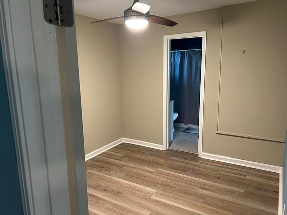 Main bedroom.