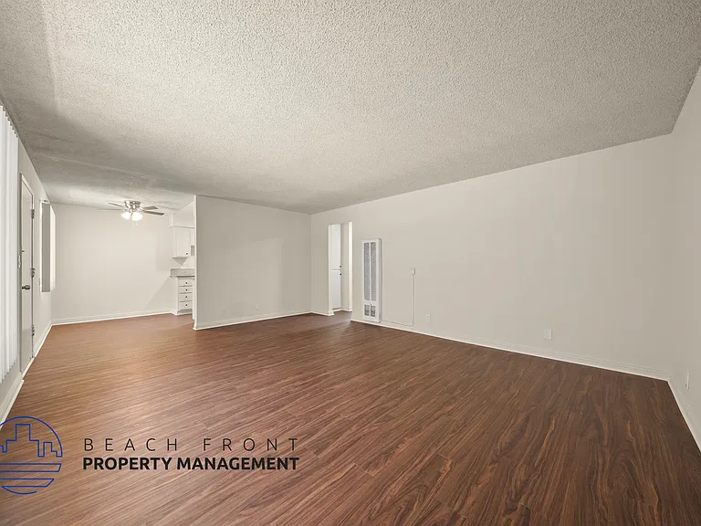 8439 Adams St. — Photo 9