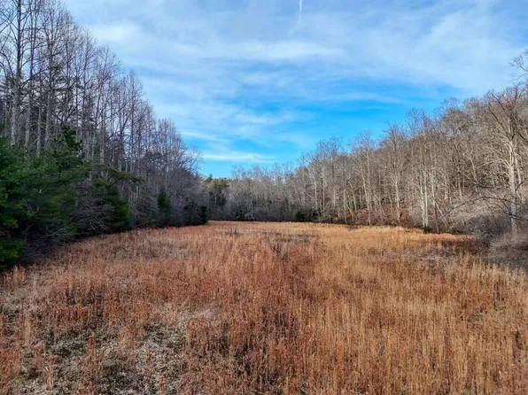 476 Rainbow Rd, Suches, GA 30572