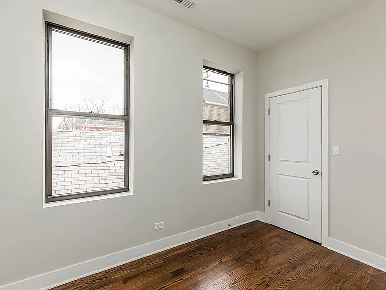 1839 S Loomis St #1R — Photo 5