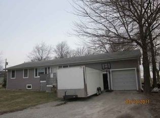 26928 Franklin St, Lexington, IL 61753