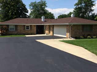 1101 N Bittersweet Ln, Muncie, IN 47304