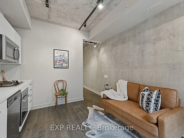 39 Brant St #416 — Photo 12