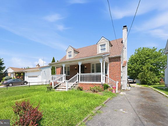 2nd image of 114 Somerset St