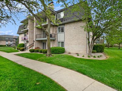 1725 Homan Dr S #302, Schererville, IN, 46375