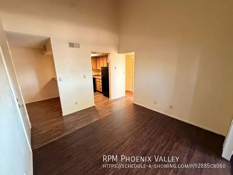 Parkside Apartments — Photo 38